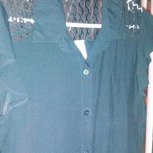 No Boundaries Black button down blouse